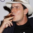 Charlie Sheen tocca il fondo, fischiato a Detroit Charlie Sheen non ce la fa davvero più. Dopo essere stato licenziato dalla Warner Bros per aver insultato un po’ tutti quando era completamente fuori di testa per gli influssi...