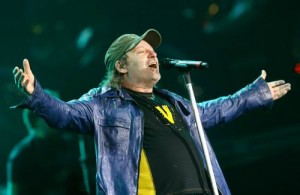 vasco rossi ritiro 300x195 Vasco Rossi dimesso dalla clinica di Villalba immgine