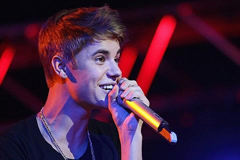 Justin Bieber on Justin Bieber Justin Bieber  Sorpresa A Toronto  Arriva La Gomez Ma I