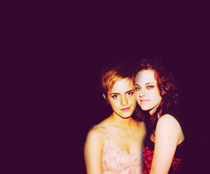 emma-watson-difende-kristen-stewart