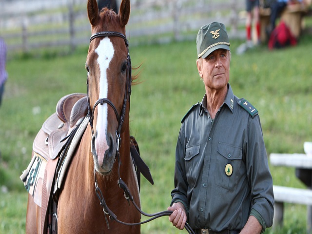 terence-hill-cavallo