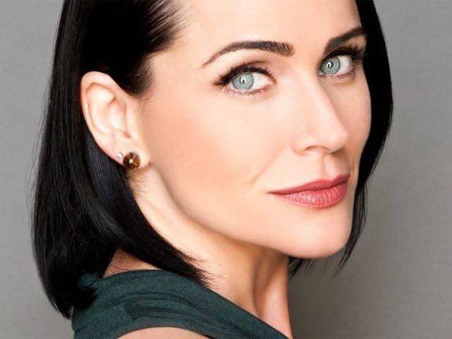 Rena Sofer è Quinn Fuller - Beautiful