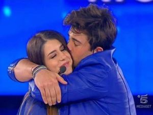 federica carta e riki ad amici 16