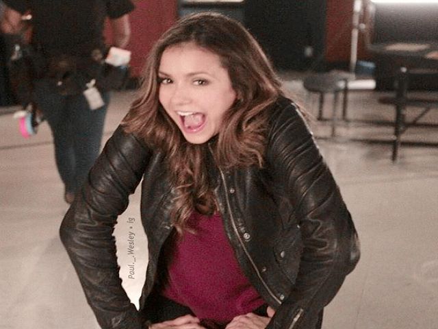 nina dobrev set the vampire diaries