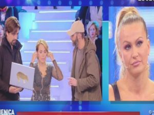 barbara d'urso prova striscia la notizia canna gate