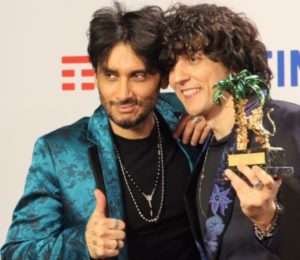 fabrizio moro ed ermal meta festeggiano la vittoria a sanremo 2018