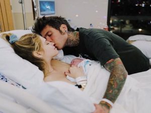 chiara ferragni fedez prima foto di leone 