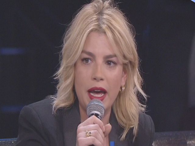 amici 17 emma ospite