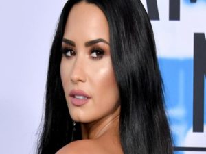 demi lovato ricoverata, le star che la sostengono