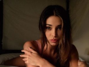 belen rodriguez risponde alle critiche sulle foto senza veli 