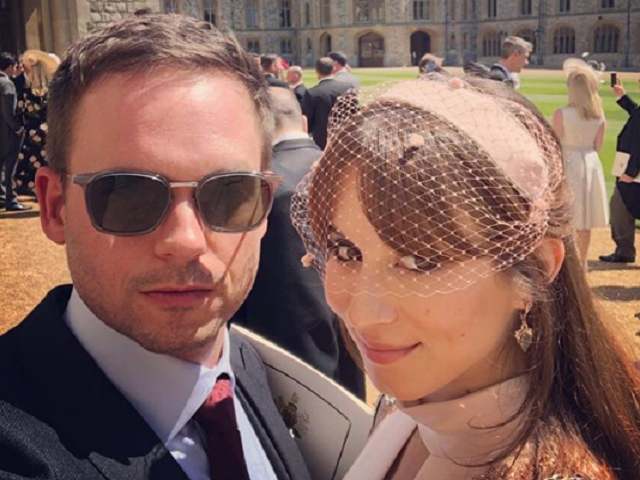 patrick j adams e troian bellisario