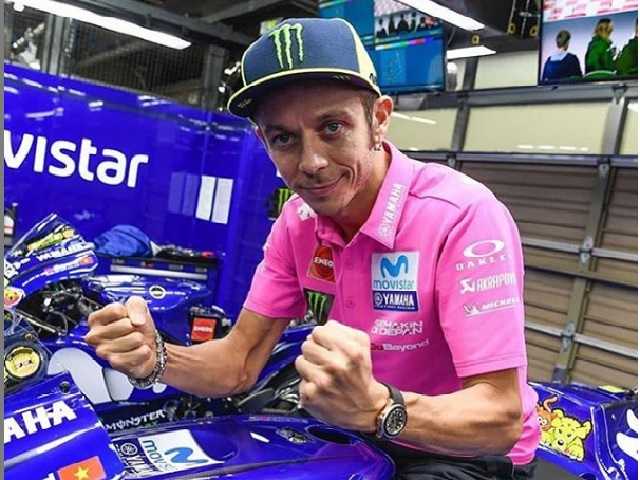 valentino rossi maglia rosa