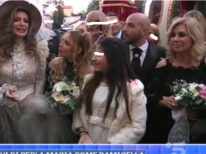 tina cipollari al matrimonio di maria monse