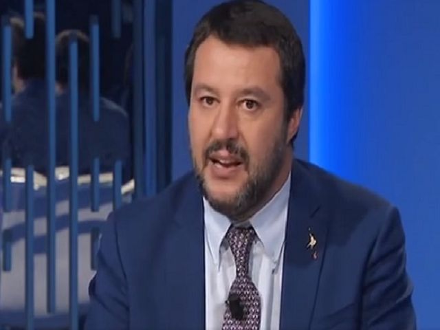 matteo salvini cravatta