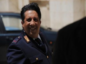 Angelo Russo, attore in Montalbano e concorrente di balalndo con lo stelle rivela come ha speso i primi guadagni