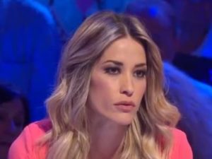 Italia Si, Elena Santarelli parla dei figli e della mamma