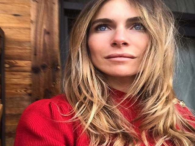Eleonora Pedron: maglione rosso