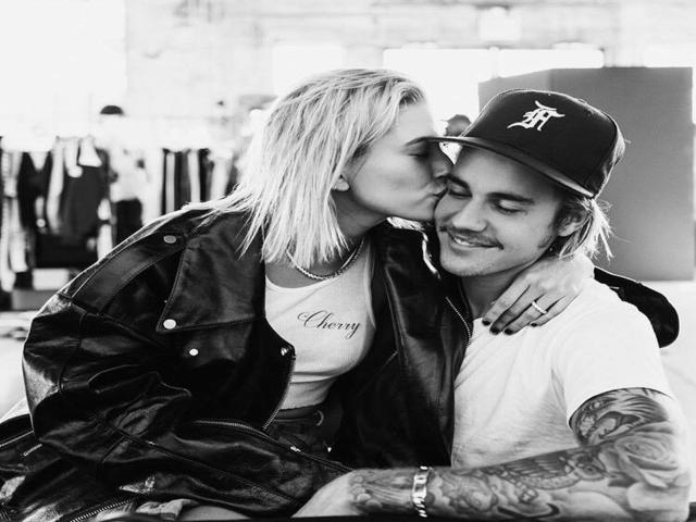 justin bieber e hailey baldwin, bacio