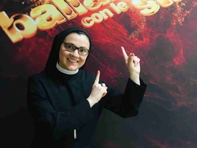suor cristina ballando con le stelle 2019