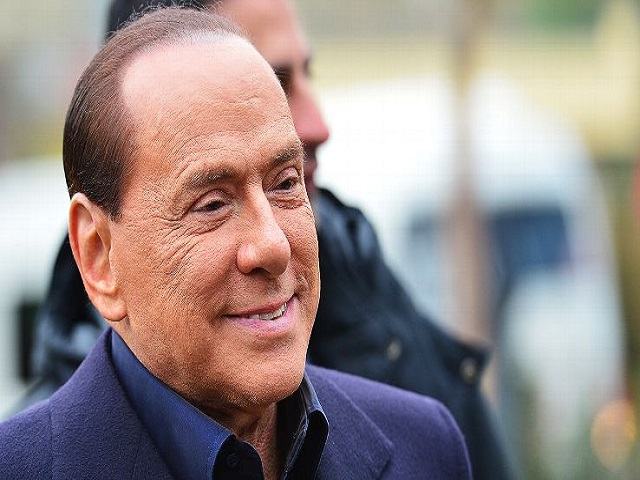 Silvio Berlusconi dimesso dall'ospedale