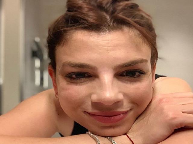 Emma Marrone earone