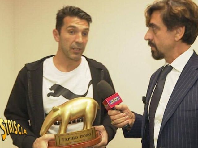 valerio staffeli e buffon tapiro