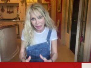 ivana spagna parla degli attacchi di panico a storie italiane