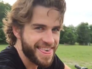 liam hemsworth addio alla dieta vegana