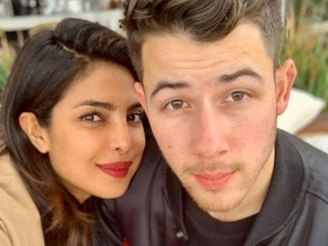 nick jonas e priyanka chopra selfie