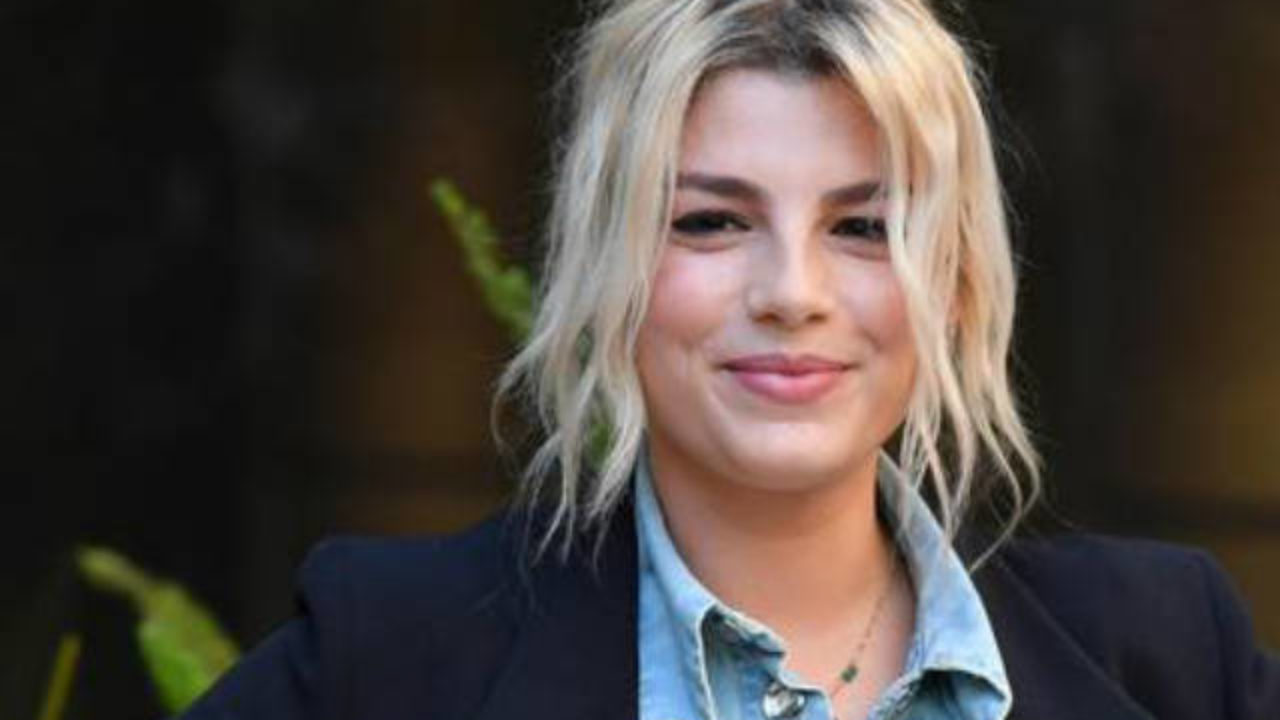 Emma Marrone e il dildo