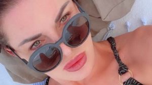 Alba Parietti in Spagna, polemica tampone: “Rischio di non poter lavorare” Alba Parietti in Spagna, polemica tampone: “Rischio di non poter lavorare”