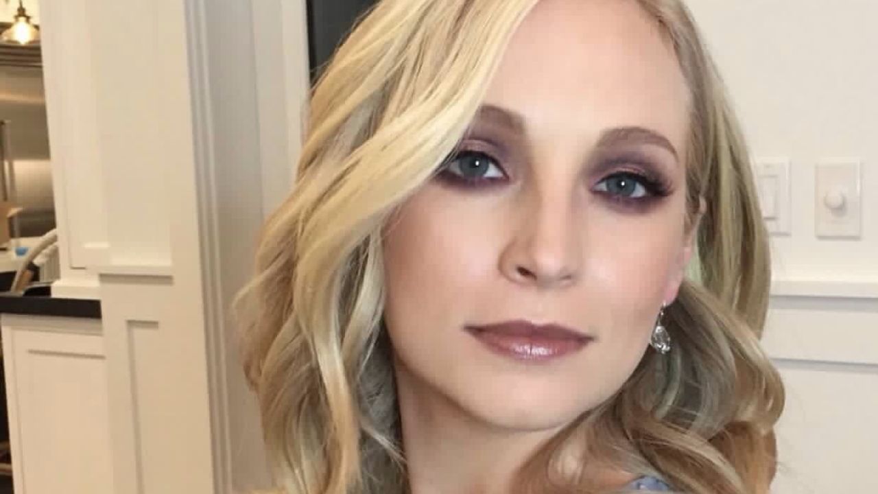 candice accola selfie