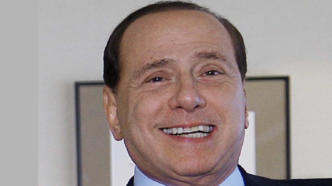 Berlusconi di nuovo ricoverato a Milano