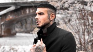 Lucas Peracchi tuona su Eva Henger: “Non accetta il passare degli anni” Lucas Peracchi tuona su Eva Henger: “Non accetta il passare degli anni”