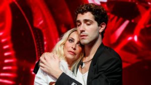 Isola dei Famosi: Zorzi e Stefania Orlando nuovi opinionisti? Isola dei Famosi: Zorzi e Stefania Orlando nuovi opinionisti?