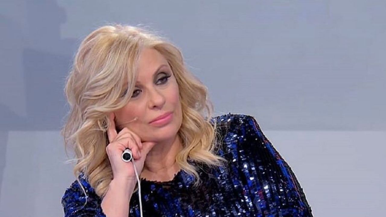 Tina Cipollari si svela: Zelletta al GF, Giulia De Lellis e il rapporto con  Maria