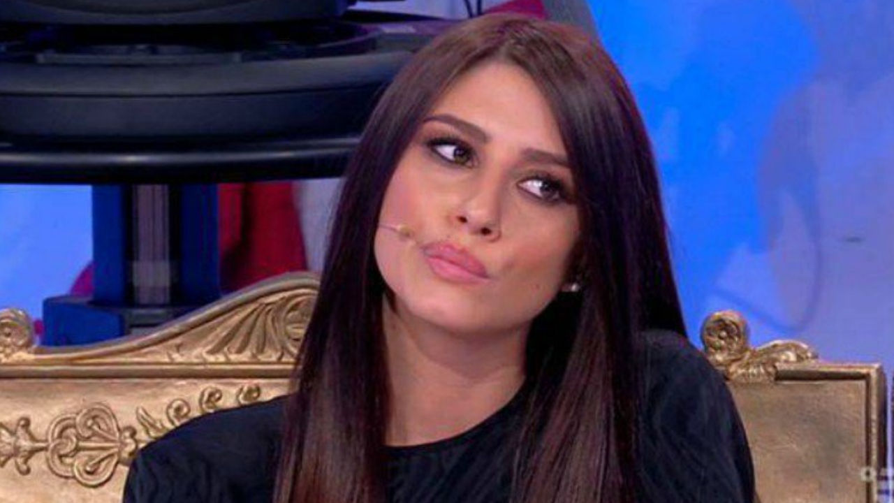 angela nasti uomini e donne