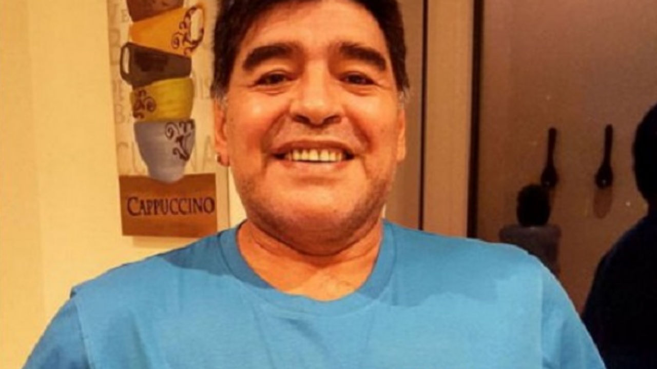 maradona maglia azzurra