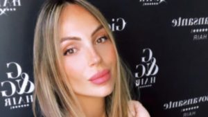 Sarah Nile svela i problemi con la gravidanza: incinta grazie alla medicina Sarah Nile svela i problemi con la gravidanza: incinta grazie alla medicina