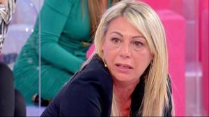 UeD anticipazioni: il ritorno di una dama, Aurora passa alla diffida UeD anticipazioni: il ritorno di una dama, Aurora passa alla diffida