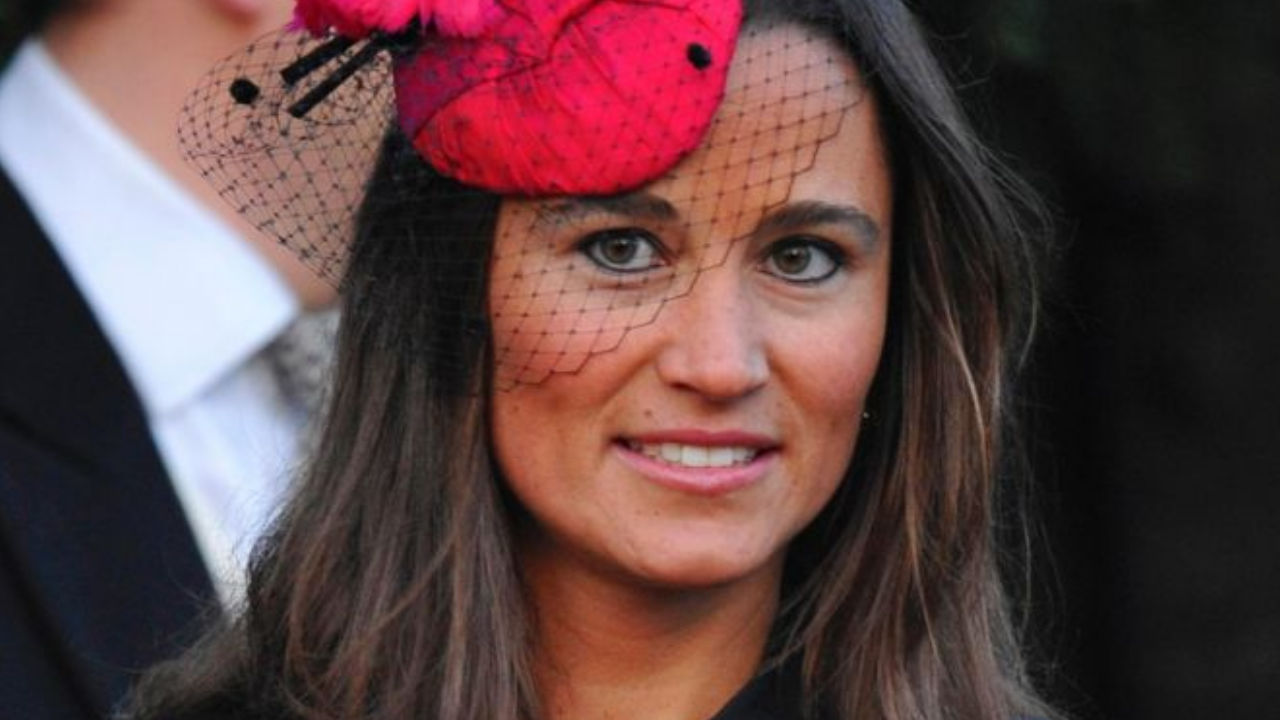 pippa middleton cappello rosa