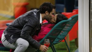 GF Vip, Pretelli vota Zenga per non andare al televoto con Tommaso. Oppini: “Pierpà, ma che fai?” GF Vip, Pretelli vota Zenga per non andare al televoto con Tommaso. Oppini: “Pierpà, ma che fai?”