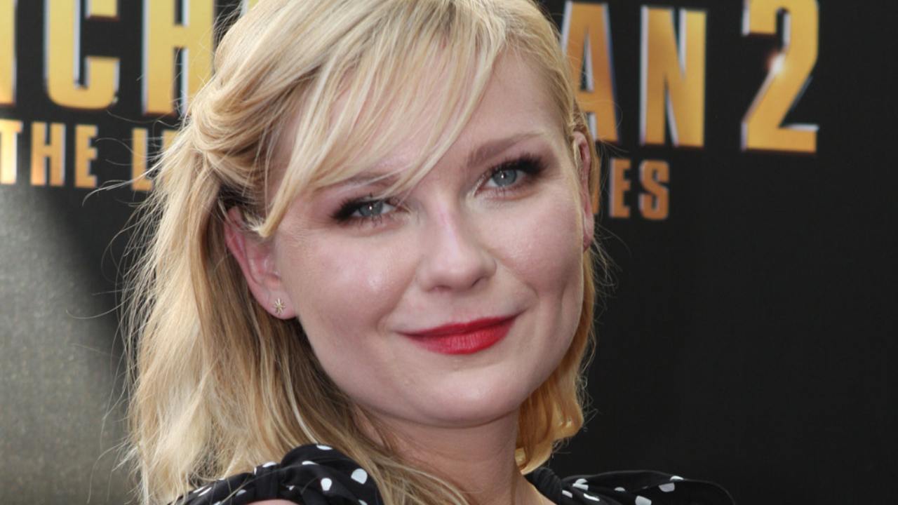 kirsten dunst con rossetto rosso