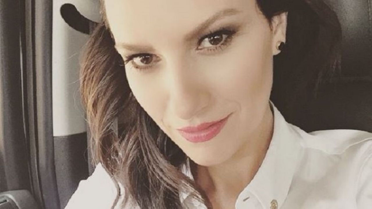 selfie laura pausini