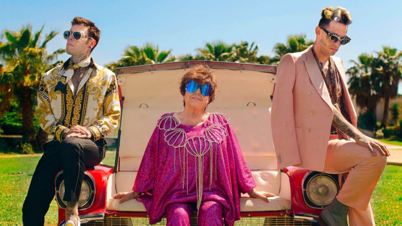 foto di fedez, orietta e achille insieme