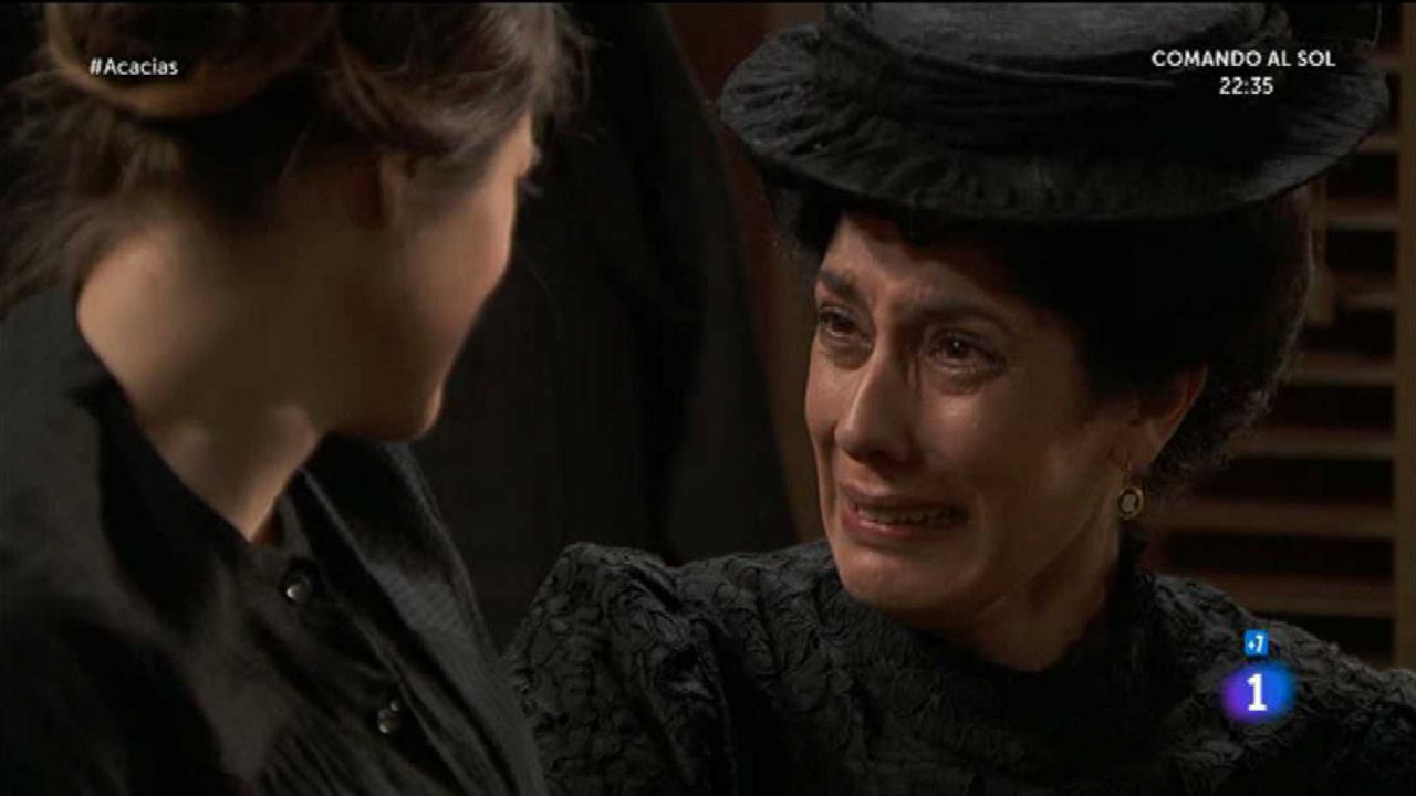 una vita, rosina e casilda in lacrime