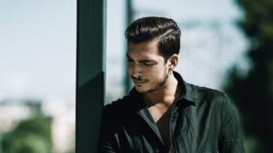 Uomini e Donne | Oscar Branzani in love con l'ex di un famosissimo cantante - Vimarsana News