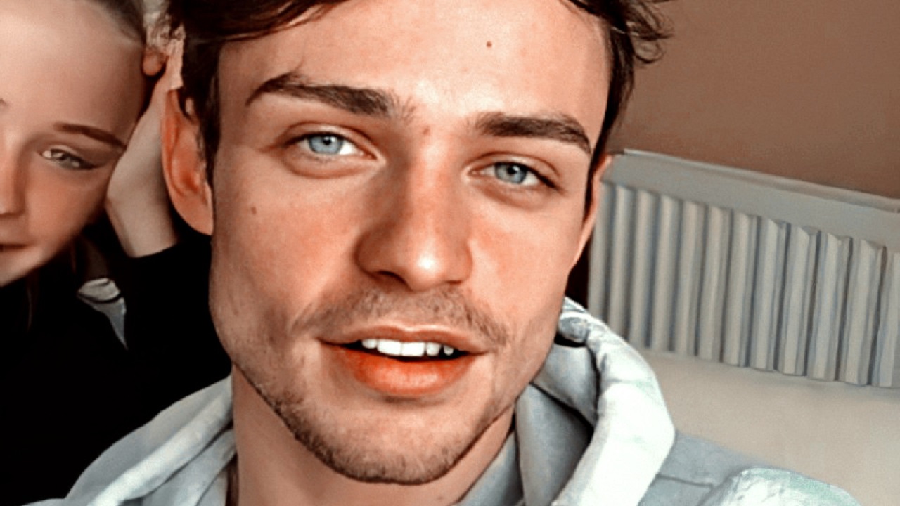 thomas-doherty-casa