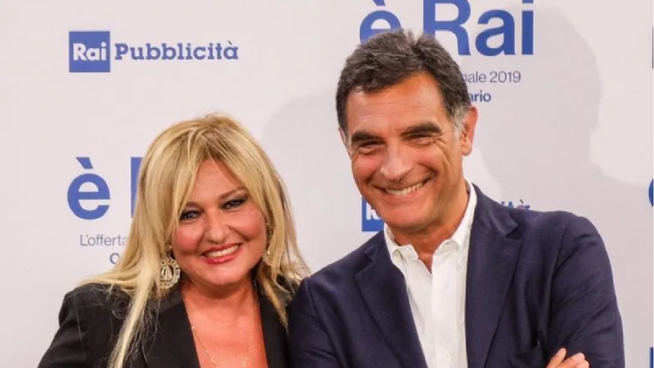 Timperi e Monica setta, battibecco