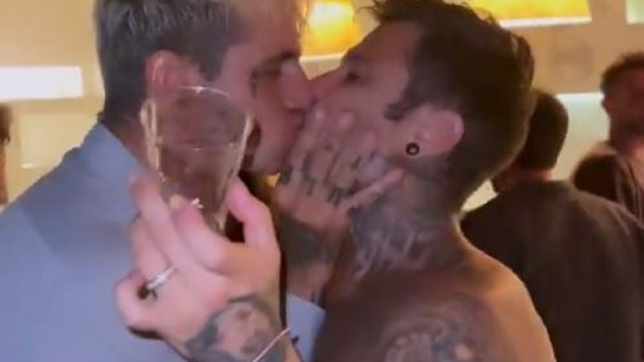 Fedez-Achille-Lauro-bacio